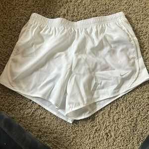 BNWT nike girls size L